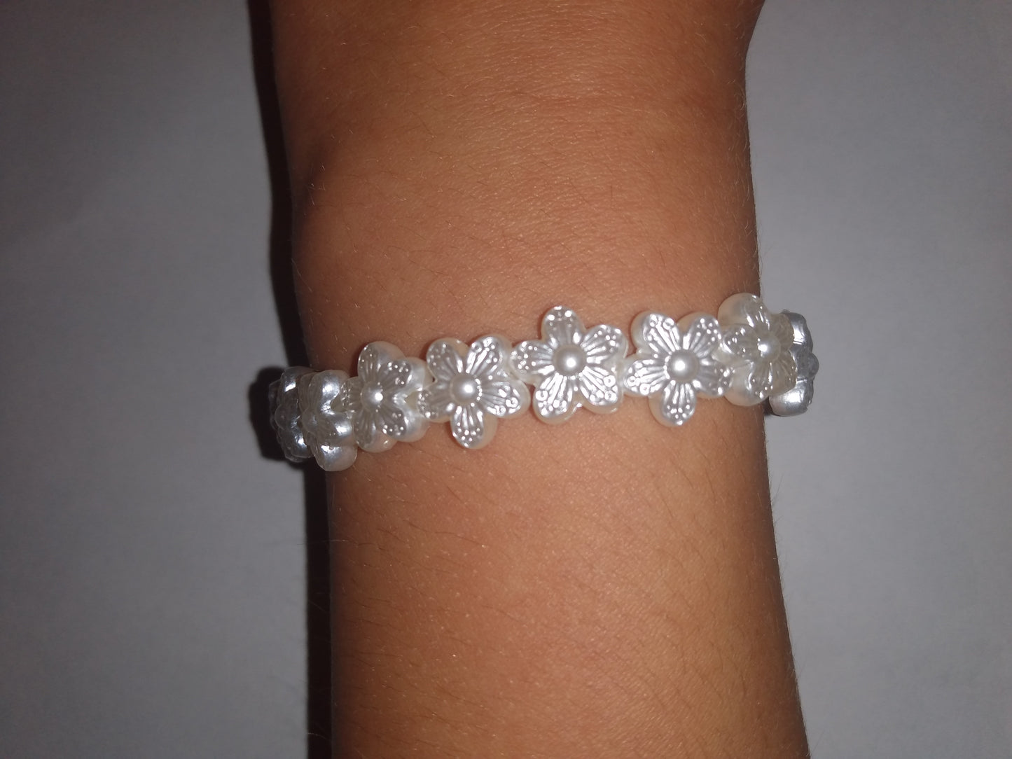 Pearly Flower bracelet