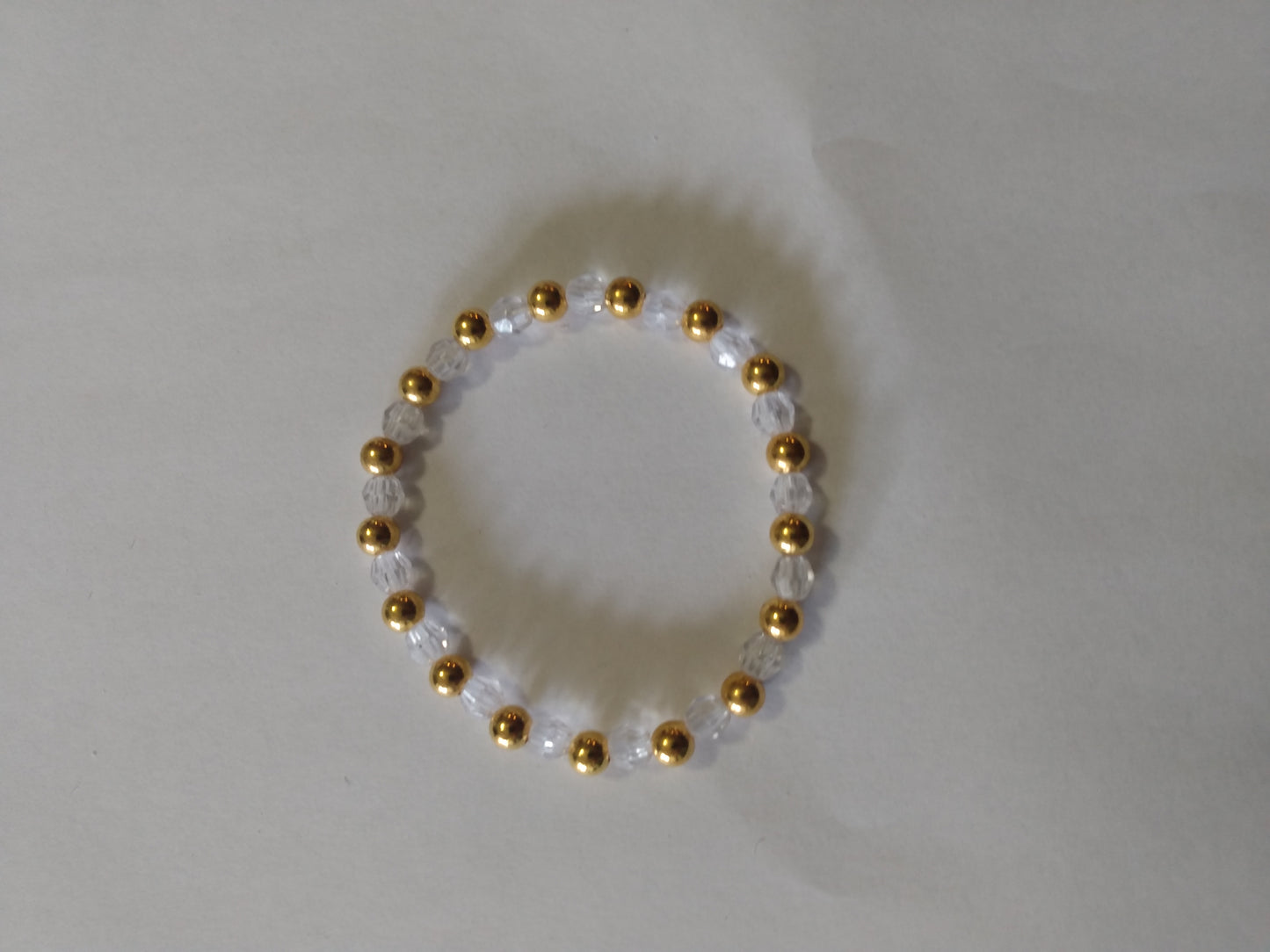 Sophisticated Gold and White bracelet