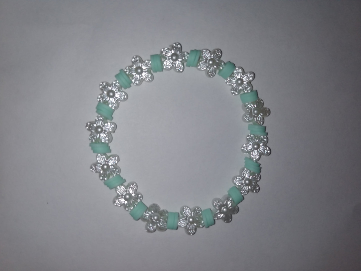 Teal Pearly Flower bracelet