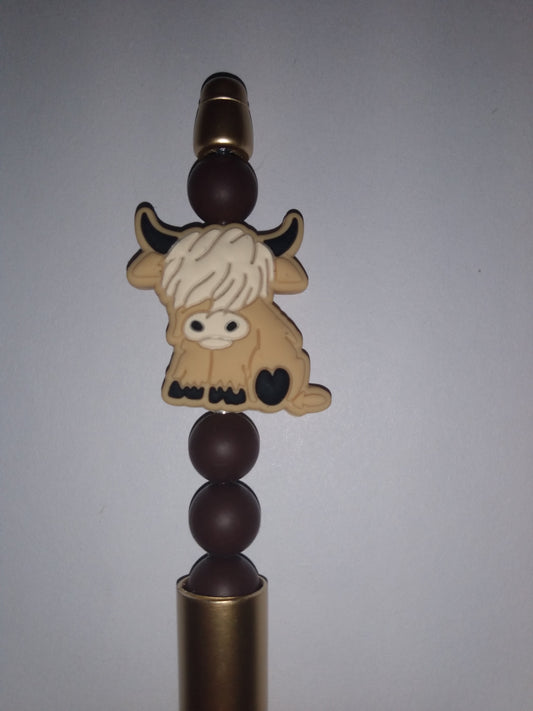 Beaded pen: Highlander Cuteness